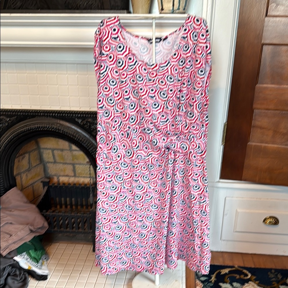 Lands' End Red and White Ruched Tie Front umbrella Midi dress . Worn about 3x